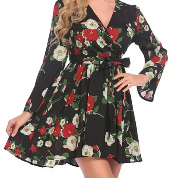 Se'miu Dresses | Gorgeous Beautiful Flowy Sexy But Tasteful V Neck Dress Euc | Color: Black/Red | Size: Xl | 300flame's Closet Se'miu Dresses | Gorgeous Beautiful Flowy Sexy But Tasteful V Neck Dress Euc | Color: Black/Red | Size: Xl | 300flame's Closet